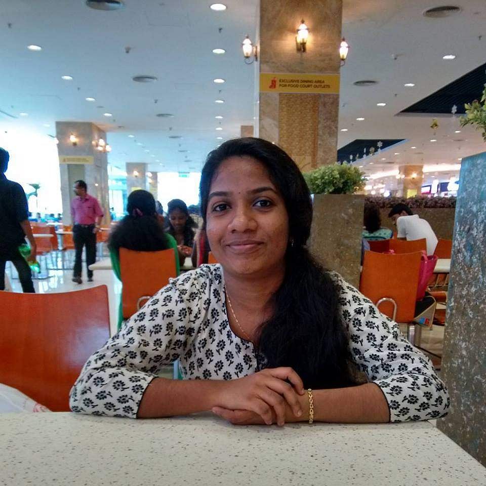 സ്ത്രീധനമരണങ്ങള് സംഭവിക്കുന്നതത്രയും അവളുടെ ആര്ത്തവദിനങ്ങളില്: സബ് കലക്ടറുടെ കുറിപ്പ് വൈറല്