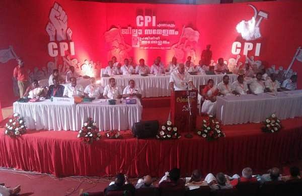 പറവൂരിലെ തോല്‍വിക്ക് പിന്നില്‍ സിപിഎം- കോണ്‍ഗ്രസ് വോട്ടുകച്ചവടം; ഗുരുതര ആരോപണവുമായി സിപിഐ 
