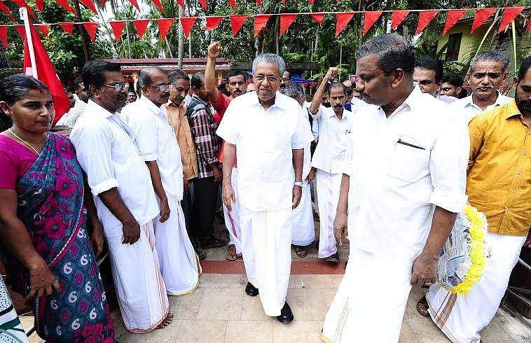 പിണറായി വിജയന്‍ മുണ്ടുടുത്ത മുസ്സോളിനി ; സിപിഐ ജില്ലാ സമ്മേളനത്തില്‍ രൂക്ഷവിമര്‍ശനം