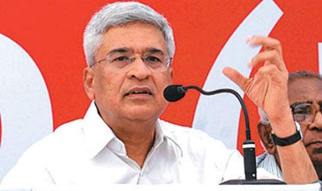 'രാഷ്ട്രീയ പോരാട്ടങ്ങളില്‍ പുതിയ ദിശാബോധം വേണമെന്നാണ് ത്രിപുര നല്‍കുന്ന പാഠം' : പ്രകാശ് കാരാട്ട്