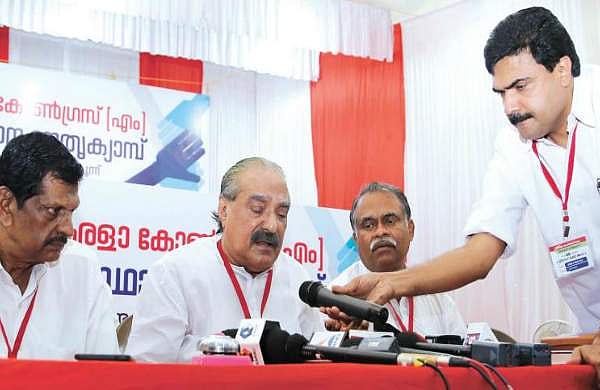 ഇടത്തോട്ടോ വലത്തോട്ടോ ? രാഷ്ട്രീയ നിലപാട് തീരുമാനിക്കാന്‍ കേരള കോണ്‍ഗ്രസ് സ്റ്റിയറിങ് കമ്മിറ്റി യോഗം നാളെ 