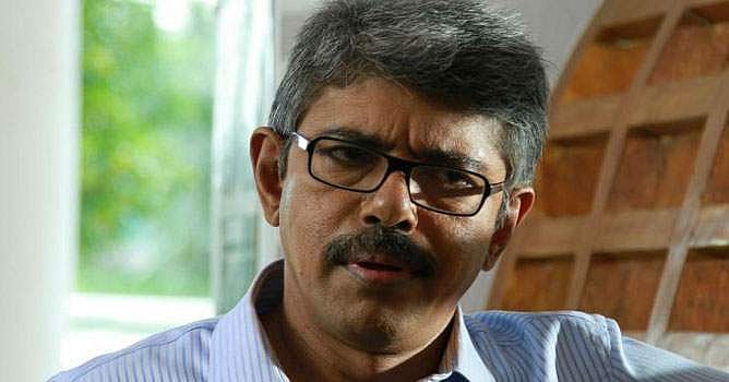 എന്റെ കവിതകള് പാഠപുസ്കത്തില് നിന്ന് പിന്വലിക്കണം: ബാലചന്ദ്രന് ചുള്ളിക്കാട്