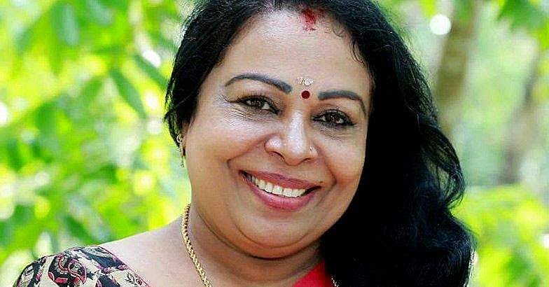 ശോഭന ജോര്‍ജ്ജ് ഇടതുപക്ഷത്തേക്ക്; ചെങ്ങന്നൂരില്‍ പ്രചാരണത്തിനിറങ്ങും 