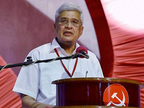 ബിജെപിയെ തോല്‍പ്പിക്കാന്‍ കോണ്‍ഗ്രസിനെയും പിന്തുണയ്ക്കും ; മലക്കം മറിഞ്ഞ് പ്രകാശ് കാരാട്ട്