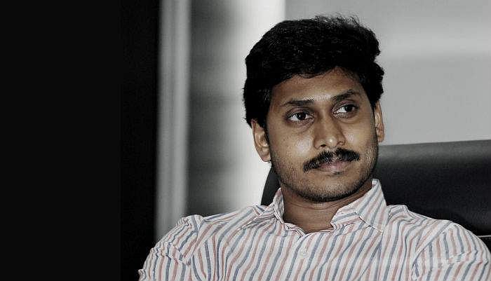 വൈഎസ്ആര്‍ കോണ്‍ഗ്രസിന്റെ എല്ലാ എംപിമാരും രാജിവെക്കും 