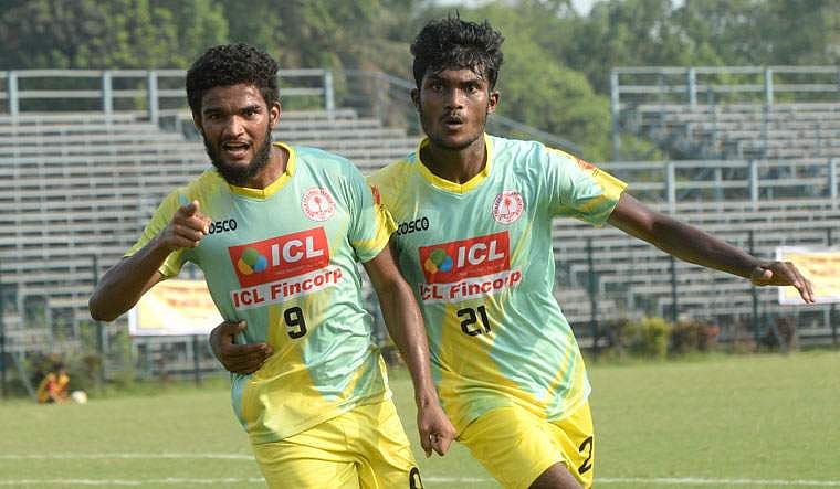 പഴയൊരു കണക്കുണ്ടായിരുന്നു കേരളത്തിന്, അന്ന് ഹാട്രിക് കിരീടം തട്ടിയകറ്റിയ ബംഗാളിനോട് വീട്ടാന്‍