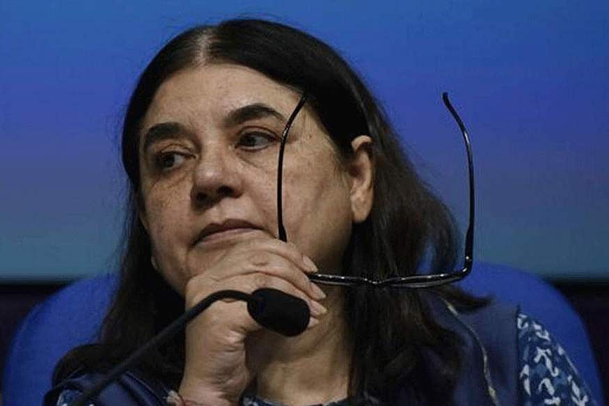 അംബേദ്ക്കര് പ്രതിമയില് കേന്ദ്രമന്ത്രി പുഷ്പചക്രം അര്പ്പിച്ചതിന് പിന്നാലെ പാലുകൊണ്ട് കഴുകി ദലിത് പ്രവര്ത്തകര്