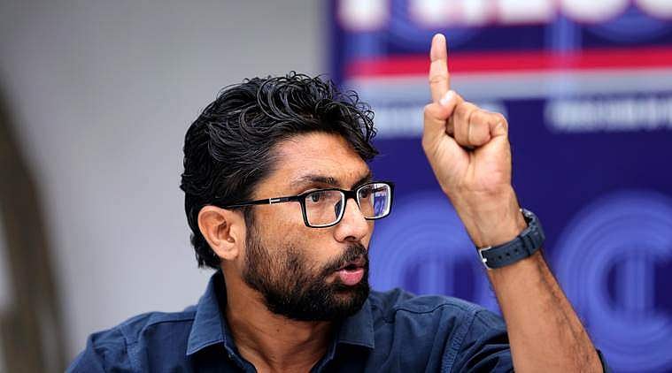 അംബേദ്ക്കറെ പറ്റി സംസാരിക്കാനെത്തിയ ജിഗ്നേഷ് മേവാനിയെ ബിജെപി സര്‍ക്കാര്‍ തടഞ്ഞു