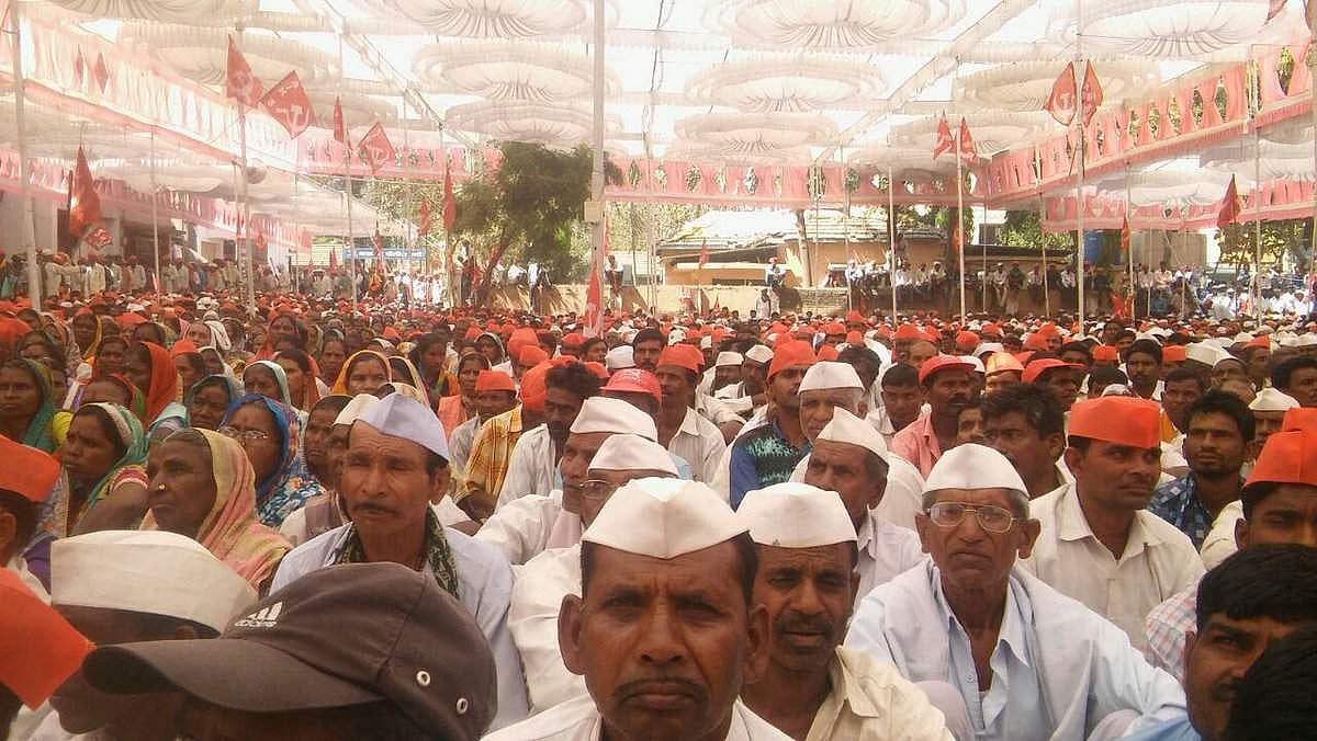 ഷിംലയെ ചെങ്കടലാക്കി കർഷകർ; വീഡിയോ