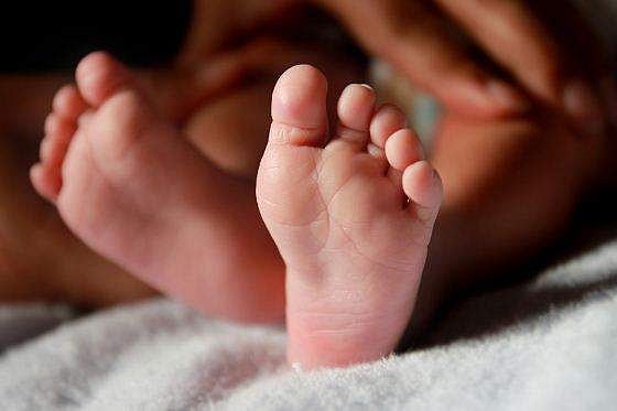 11 മാസം പ്രായമായ മകനെ രണ്ട് ലക്ഷം രൂപയ്ക്ക് അമ്മ വിറ്റു; ഭര്‍ത്താവിന്റെ പരാതിയില്‍ യുവതി അറസ്റ്റില്‍