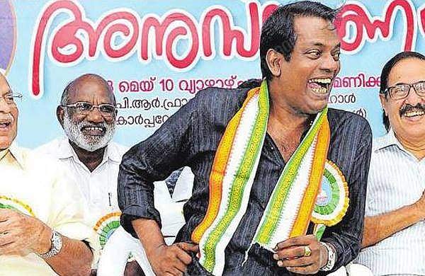 'ജയിക്കണമെങ്കില് കോണ്ഗ്രസുകാര് പാര്ട്ടിക്കുവേണ്ടി പണിയെടുക്കുകയും വോട്ടു ചെയ്യുകയും വേണം'; സലിംകുമാര്
