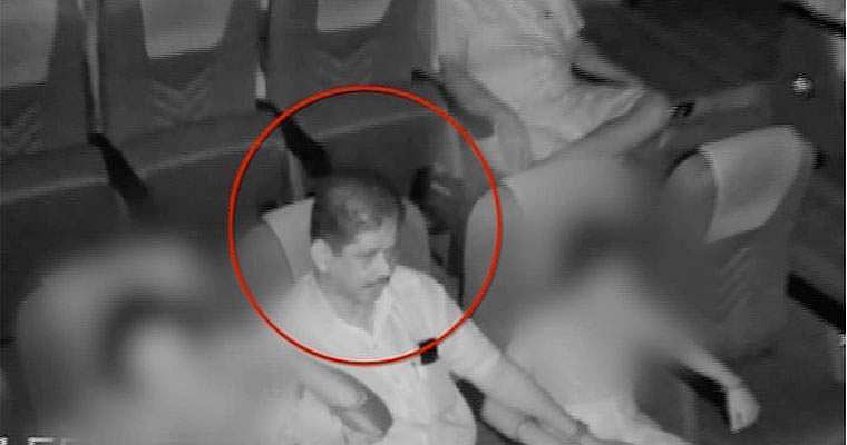 തിയേറ്ററിലെ  പീഡനം: പ്രതികള്‍ കുറ്റം സമ്മതിച്ചു