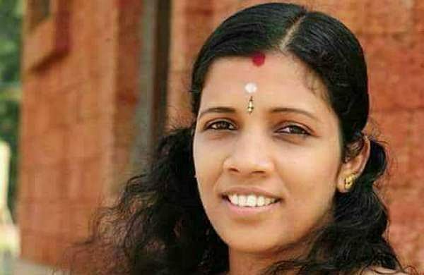 ലിനി അപൂര്‍വ വൈറസിന് കീഴടങ്ങിയതറിയാതെ: അമ്മ ഇന്ന് വരും നാളെ വരും എന്ന് കരുതി രണ്ട് കുരുന്നുകള്‍