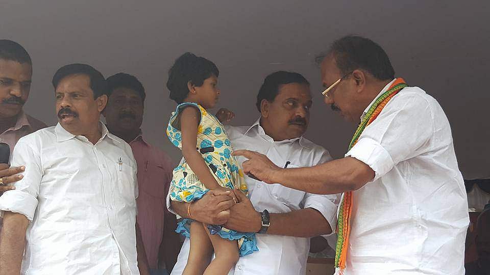 രാഷ്ട്രീയക്കളിക്കുള്ള വേദി ഇതല്ല; എ എന്‍ രാധാകൃഷ്ണന് ഹൈക്കോടതിയുടെ വിമര്‍ശനം