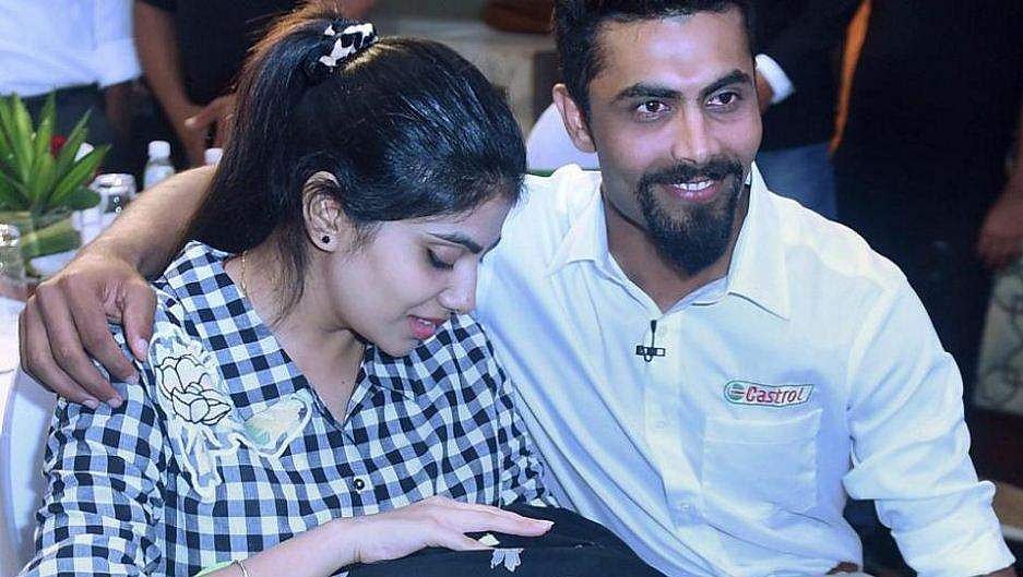 രവീന്ദ്ര ജഡേജയുടെ ഭാര്യയെ പൊലീസുകാരന്‍ കൈയേറ്റം ചെയ്തു