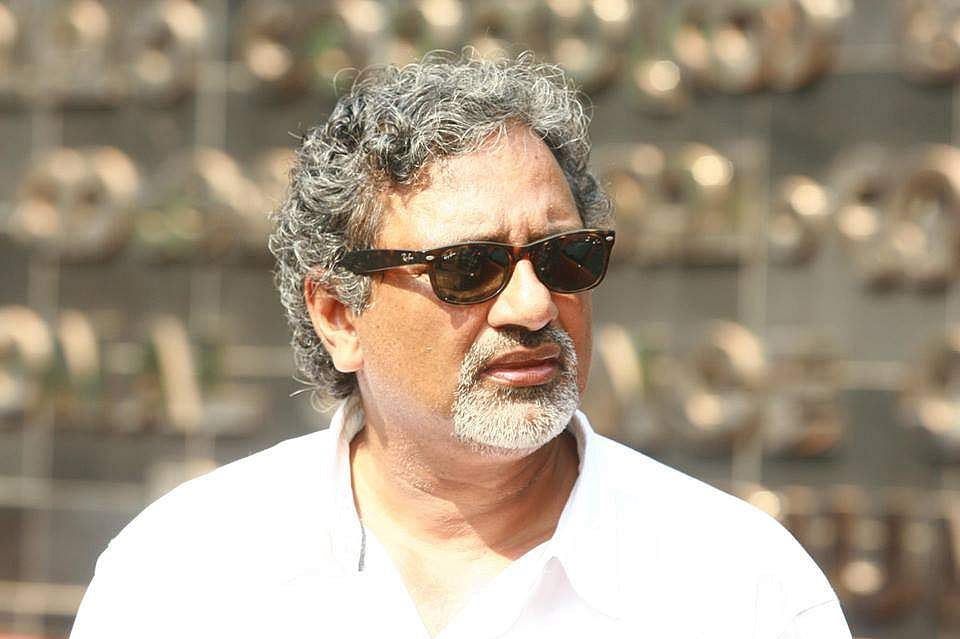 'മാതാ അമൃതാനന്ദമയിയെ ട്രോളുന്നവര്‍ എന്താണ് മറ്റു മതക്കാരെ കാണാത്തത്'; നിപ്പ ട്രോളുകളെ വിമര്‍ശിച്ച് ജോയ് മാത്യു