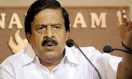 സിബിഐ അന്വേഷിക്കണം; ഡി.ജി.പി ഉള്‍പ്പെടെയുള്ള അന്വേഷണ ഉദ്യോഗസ്ഥര്‍ എവിടെയെന്നും ചെന്നിത്തല
