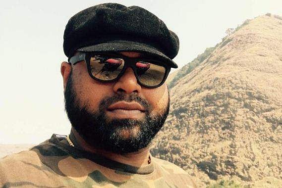 'ഈ പ്രണയ രംഗത്തില്‍ അഭിനയിക്കുന്നവരുടെ ജാതിയും മതവും ഒന്നാണ്'; സിനിമയില്‍ ഇനി പ്രണയത്തിനും മുന്നറിയിപ്പ് വേണമെന്ന് സിദ്ധാര്‍ത്ഥ് ശിവ