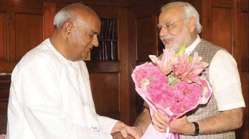 മോദിയെ പ്രകീര്ത്തിച്ച് ദേവഗൗഡ; കര്ണാടക രാഷ്ട്രീയത്തില് പുതിയ ധ്രുവീകരണം?