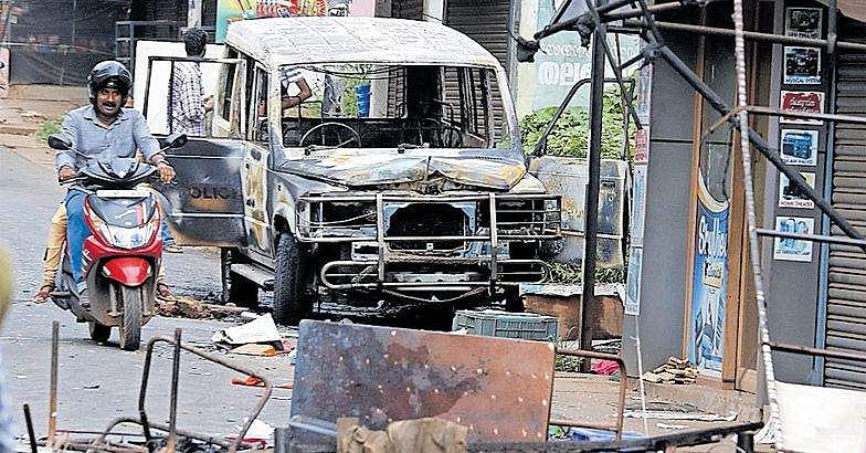 ആര്‍എസ്എസ്-സിപിഎം അക്രമങ്ങള്‍ : 500 ലേറെ പേര്‍ക്കെതിരെ കേസ് ; പുതുച്ചേരി ഡിജിപി മാഹിയിലേക്ക്