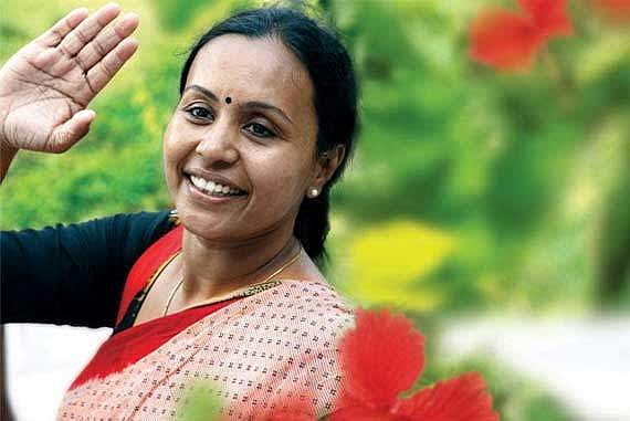 വീണാ ജോര്‍ജ്ജ് ആറന്‍മുളയുടെ ജനകീയ മുഖം;  പൊലീസ് നടപടി അഭിനന്ദനാര്‍ഹം; പിന്തുണയുമായി സിപിഎം