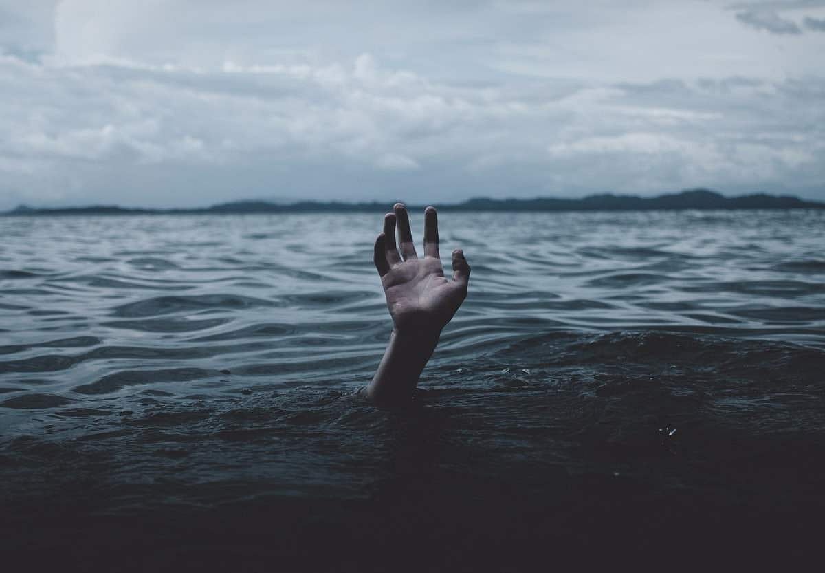 ആലപ്പുഴയില്‍ കായലില്‍ ചാടി ആത്മഹത്യാ ശ്രമം: യുവതിക്ക് വേണ്ടി തിരച്ചില്‍ പുരോഗമിക്കുന്നു