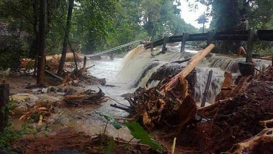 കോഴിക്കോടിന് 90 ലക്ഷം അടിയന്തര സഹായം; ദുരന്ത നിവാരണസേന ജില്ലയിലേക്ക്
