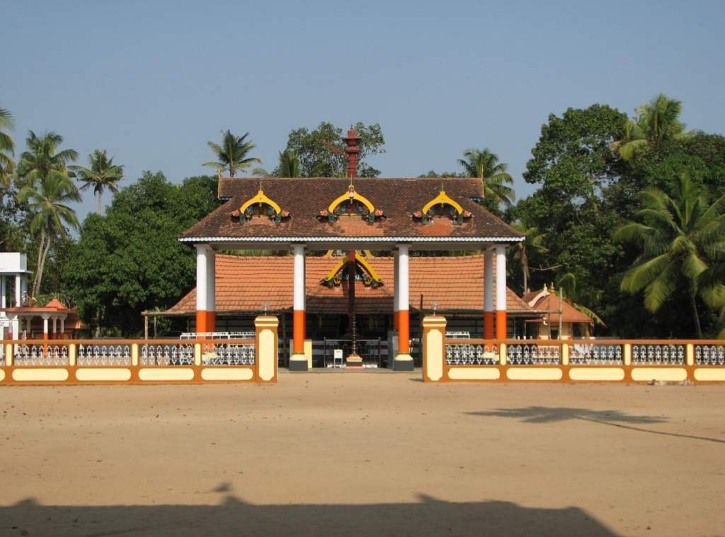 തെളിവില്ലാതാക്കാന്‍ സിസിടിവിയും ഹാര്‍ഡ് ഡിസ്‌കും മോഷ്ടിച്ചു: ക്ഷേത്രക്കവര്‍ച്ചയില്‍ നട്ടം തിരിഞ്ഞ് ഉദ്യോഗസ്ഥര്‍