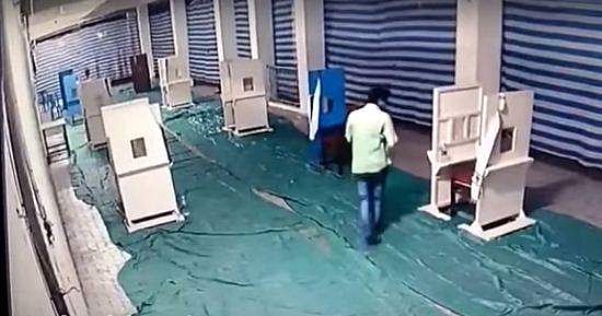 നവജാതശിശുവിനെ ഉപേക്ഷിച്ച സംഭവം: പിതാവ് പൊലീസ് കസ്റ്റഡിയില്‍