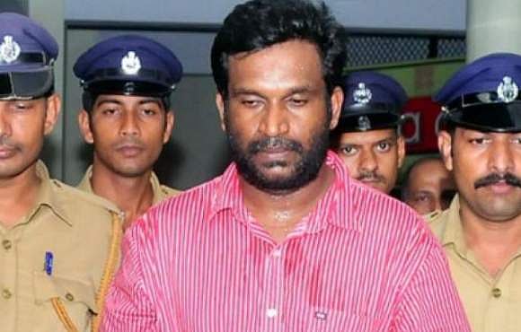 പരോള്‍ അനുവദിക്കുന്നില്ലെന്ന് ബിജു രാധാകൃഷ്ണന്റെ പരാതി; മനുഷ്യാവകാശ കമ്മീഷന്‍ വിശദീകരണം തേടി 