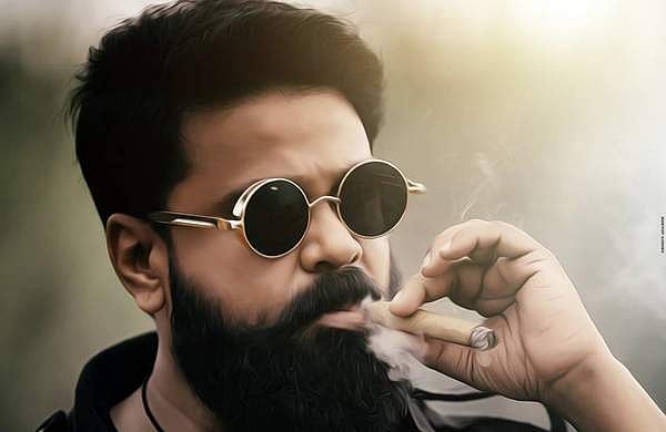 'വിഷമീന്‍ കഴിക്കേണ്ടി വരുമ്പോള്‍, റോഡുകള്‍ കുളമാവുമ്പോള്‍, കുമ്പസാര വിവാദം കൊഴുക്കുമ്പോള്‍ നിങ്ങളുടെ വീറും വാശിയും എവിടെ?'; എതിര്‍ക്കുന്നവരെ എതിര്‍ത്ത് ദിലീപ് ഓണ്‍ലൈന്‍ 