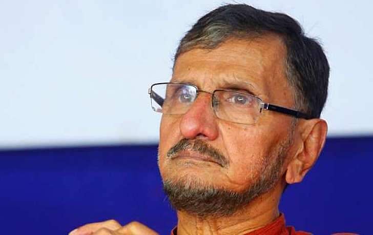 അമ്മയില്‍ മെയില്‍ ഷോവനിസ്റ്റ് പിഗ്‌സ്; മുകേഷ്, ഇന്നസെന്റ് അമ്മ ബന്ധം അവസാനിപ്പിക്കാന്‍ സിപിഎം ഇടപെടണമെന്ന് എന്‍എസ് മാധവന്‍