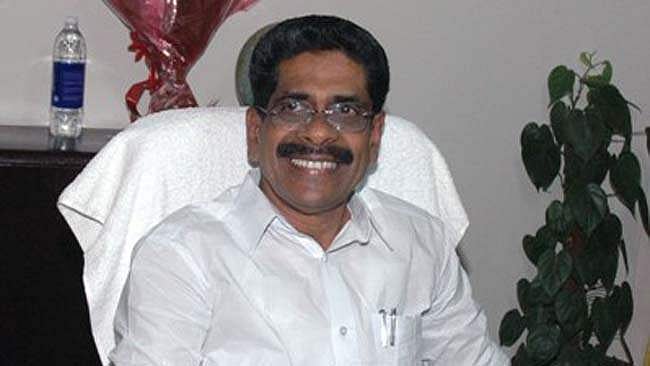 മുല്ലപ്പള്ളി എഐസിസി ജനറല് സെക്രട്ടറിയായേക്കും ; കെപിസിസി അധ്യക്ഷനാകാന് നേതാക്കള് സമൂഹമാധ്യമങ്ങള് വഴി പ്രചാരണം നടത്തുന്നതില് ഹൈക്കമാന്ഡിന് അതൃപ്തി