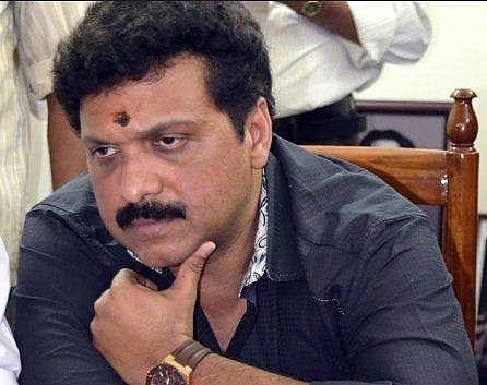 'ശബ്ദരേഖ ചോര്‍ന്നത് അമ്മയില്‍ നിന്നുതന്നെ' ;  പറഞ്ഞ കാര്യങ്ങളില്‍ ഉറച്ചുനില്‍ക്കുന്നുവെന്നും ഗണേഷ്