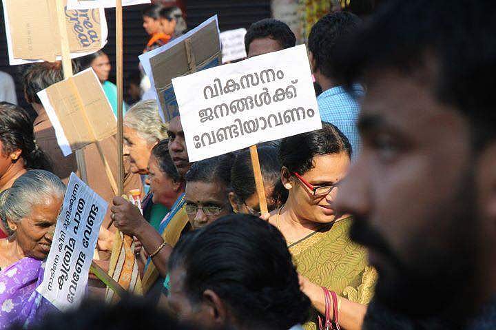 കീഴാറ്റൂരില്‍ നിന്ന് പാനൂരിലേക്ക്‌