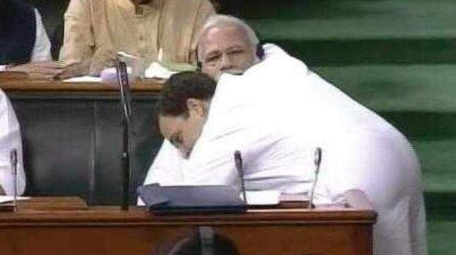'ആ കെട്ടിപ്പിടുത്തത്തിലൂടെ വിജയിച്ചത് രാഹുല് തന്നെ'; കോണ്ഗ്രസ് അധ്യക്ഷന് പിന്തുണയുമായി ശിവസേന മുഖപത്രം