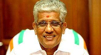 ഹിന്ദു സ്ത്രീകള്‍ക്കെതിരെ എന്തും പറയാമെന്ന് ധരിക്കരുത്; ഹരീഷിനെതിരെ എന്‍എസ്എസ്