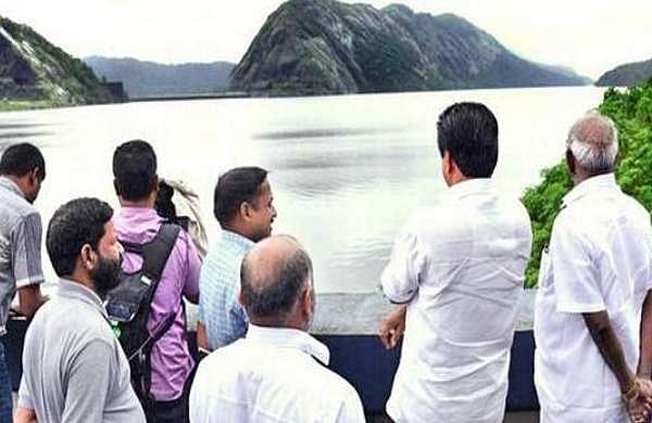 ജലനിരപ്പ് രണ്ട് അടി കൂടി ഉയർന്നാൽ ഷട്ടറുകള്‍ തുറന്നേക്കും ; ട്രയൽ റണ്ണിന്റെ കാര്യത്തിൽ തീരുമാനം വൈകീട്ട്