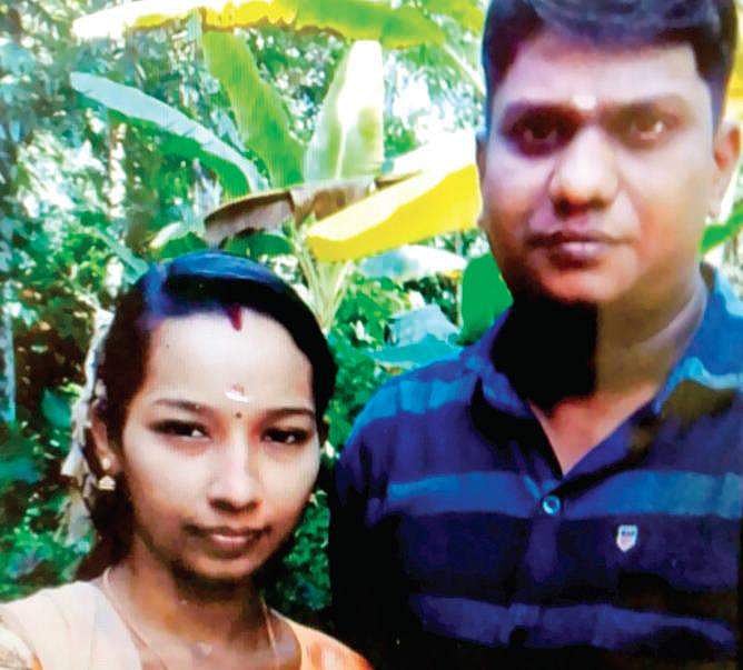  മരണത്തിന് ഉത്തരവാദി  സിപിഎം നഗരസഭാ കൗണ്‍സിലര്‍; പൊലീസ് ക്രൂരമായി മര്‍ദ്ദിച്ചുവെന്നും ദമ്പതികളുടെ  ആത്മഹത്യാക്കുറിപ്പ് 