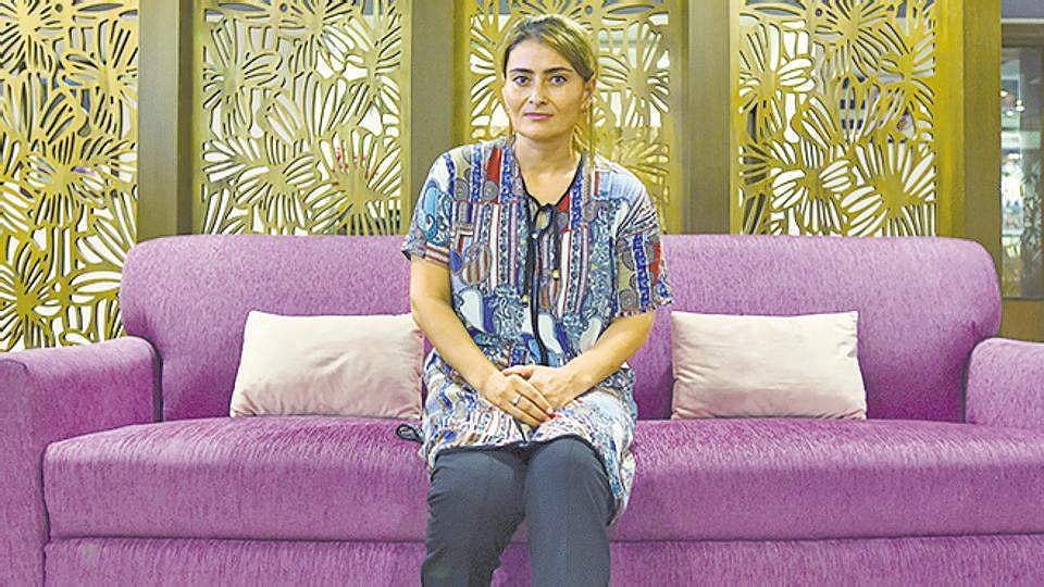 വൈദ്യശാസ്ത്രം തുണച്ചു; നീണ്ട 32 വര്ഷങ്ങള്ക്ക് ശേഷം ഗുല്നോറ ഇരുന്നു, സമാധാനത്തോടെ