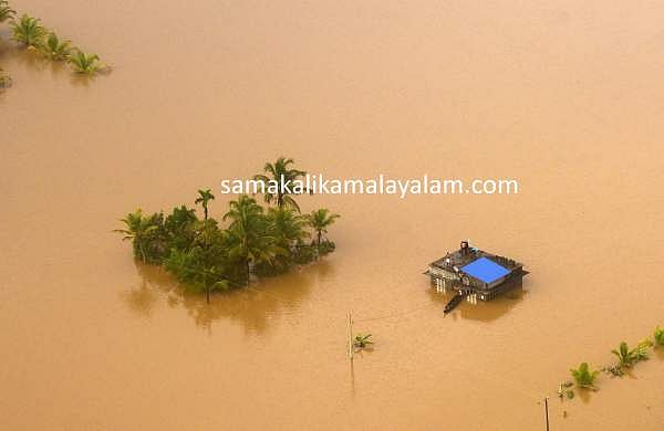10,000 രൂപ ഒരാഴ്ചയ്ക്കകം; സഹായം നേരിട്ടു നല്‍കില്ല, ബാങ്ക് അക്കൗണ്ട് വഴിയെന്ന് ധനമന്ത്രി