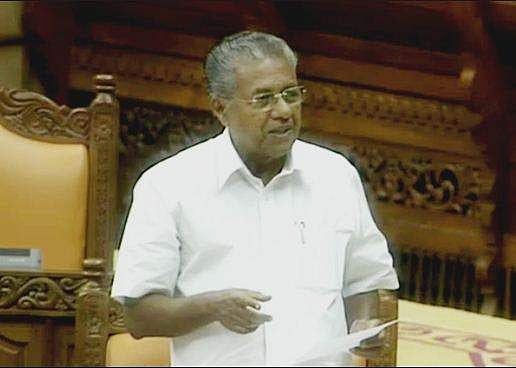 അതിതീവ്ര മഴയുടെ മുന്നറിയിപ്പ് ലഭിച്ചിരുന്നില്ല ; പ്രളയം ഡാം തുറന്നത് മൂലമെന്ന വാദം വസ്തുതാ വിരുദ്ധമെന്ന് മുഖ്യമന്ത്രി
