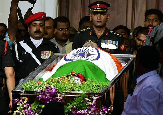 ഉടല് മണ്ണുക്ക് ഉയിര് തമിഴുക്ക്,ഇനി കലൈഞ്ജറില്ലാത്ത തമിഴകം