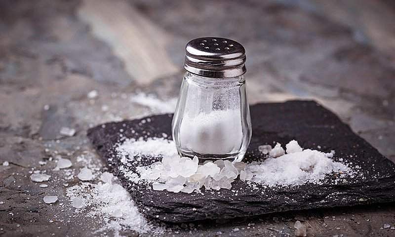 നിങ്ങളുടെ ടൂത്ത്‌പേസ്റ്റില്‍ വരെ ഉപ്പുണ്ടായിരിക്കാം: പക്ഷേ നിങ്ങള്‍ കഴിക്കുന്ന ഉപ്പിലടങ്ങിയത് എന്തെന്ന് കേട്ടാല്‍ ഞെട്ടും