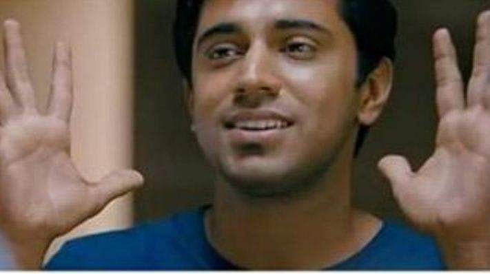 'ഓനാ ഹൈ ബീം ലൈറ്റ്ട്ട് കഴിഞ്ഞാ, ന്റെ സാറേ... ' ; വൈറലായി വീണ്ടും കേരളാ പൊലീസ്