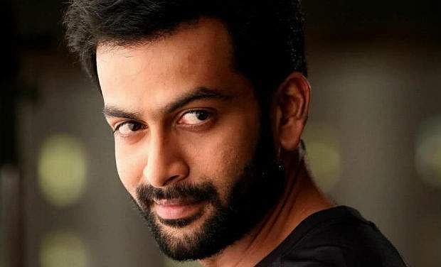 'എനിക്ക് നമ്പര്‍ വണ്‍ ആവേണ്ട, ഏറ്റവും കൂടുതല്‍ പ്രതിഫലം വാങ്ങുന്ന താരമാകാനും താല്‍പ്പര്യമില്ല'; മത്സരിക്കാനില്ലെന്ന് പൃഥ്വിരാജ്