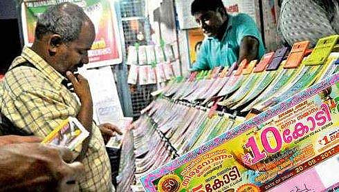 ആ കോടീശ്വരനെക്കുറിച്ച് വിവരമില്ല; ഓണം ബംബറിന്റെ ഓണറിനെ കാത്ത് കേരളം