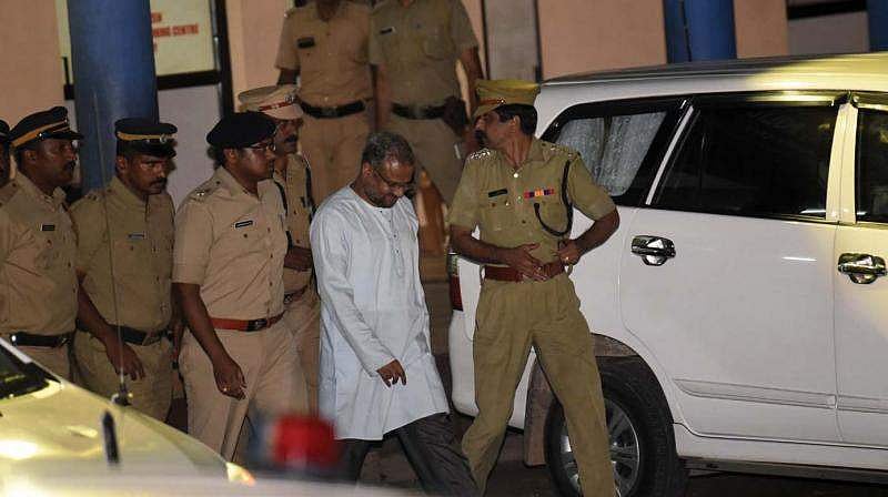 ജാമ്യാപേക്ഷ മാറ്റി ; ഫ്രാങ്കോ മുളയ്ക്കല്‍ ജയിലിലേക്ക്
