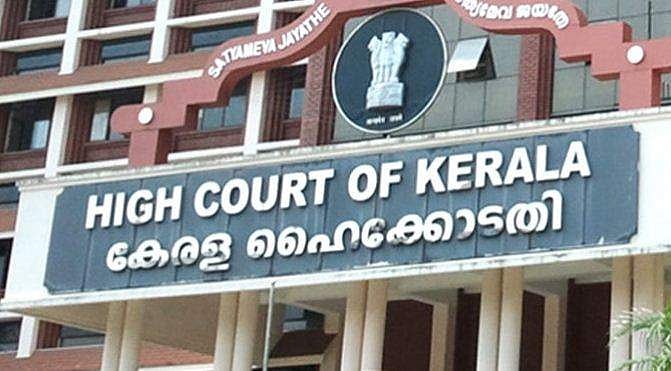 ഒന്നിച്ച് താമസിക്കണമെന്ന് യുവതികള്‍ ;  സ്വതന്ത്രമായി തീരുമാനം എടുക്കാന്‍ ഹൈക്കോടതിയുടെ അനുമതി