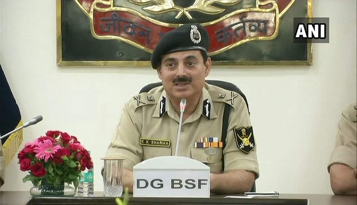 ഇമ്രാന്‍ പ്രധാനമന്ത്രി ആയതോടെ പാകിസ്ഥാന്‍ കൂടുതല്‍ ആക്രമണോല്‍സുകരായി ; അതിര്‍ത്തിയില്‍ നിരവധി ഭീകരക്യാമ്പുകള്‍ ആക്രമണത്തിന് തയ്യാറെടുക്കുന്നു : ബിഎസ്എഫ് മേധാവി